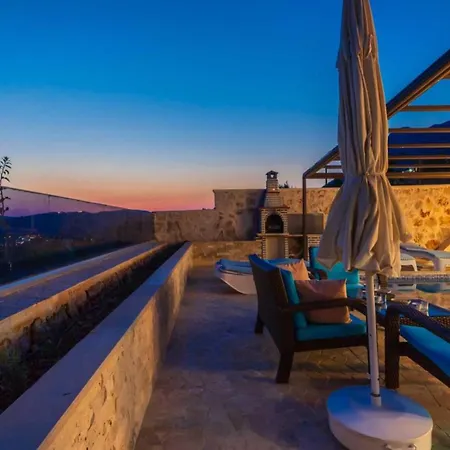 1 Bedroom With Private Pool Vilă *