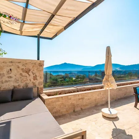 1 Bedroom With Private Pool * Kalkan