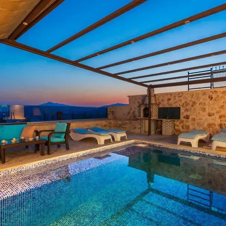 1 Bedroom With Private Pool Vilă *